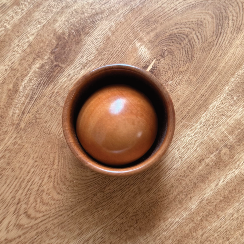 Taza con pelota